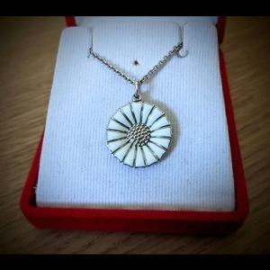 Georg Jensen Sterling Silver Necklace Daisy Pendant White